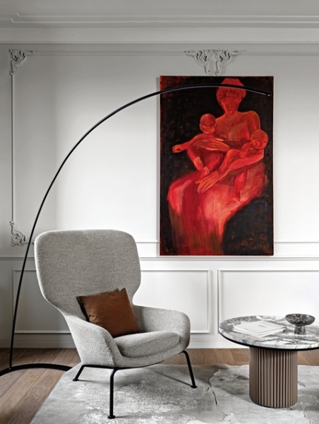 Минимализм с классическими деталями: квартира для молодой семьи