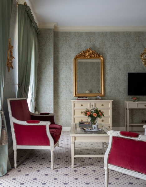 Французское шато в белорусском лесу: Кронон Парк Отель