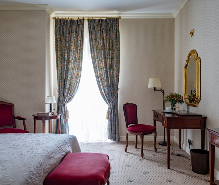 Французское шато в белорусском лесу: Кронон Парк Отель