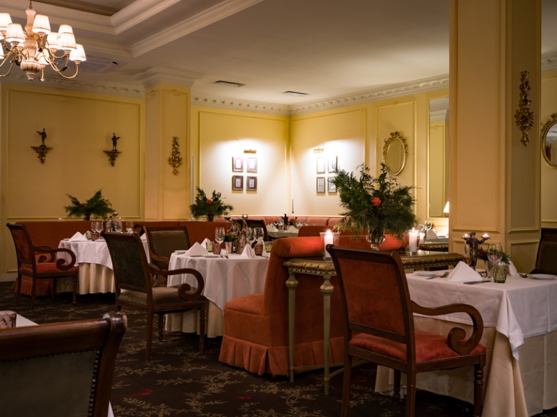 Французское шато в белорусском лесу: Кронон Парк Отель