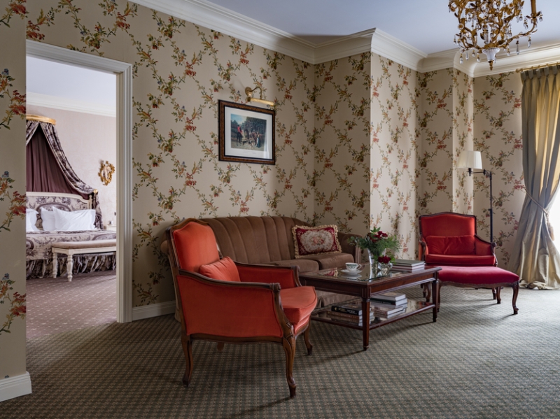 Французское шато в белорусском лесу: Кронон Парк Отель