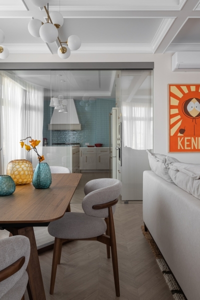 По мотивам американской классики с яркими элементами: квартира в Красноярске