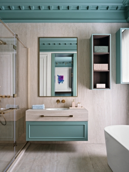 Проект с обложки: продуманный классический интерьер для семьи с ребенком