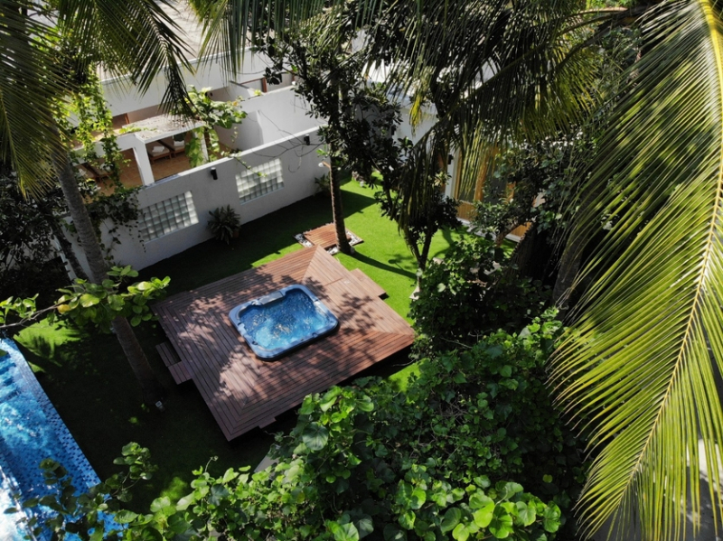 Дизайн и дайвинг: чем славится отель Cocoon Maldives