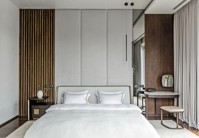 Интерьер вне времени: просторный дом для семьи с тремя детьми