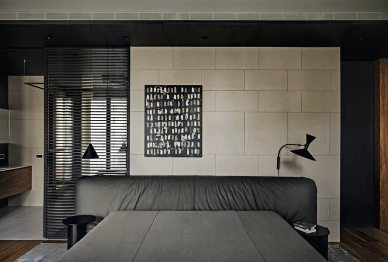 Ничего «слишком»: респектабельный современный интерьер для взрослой семейной пары