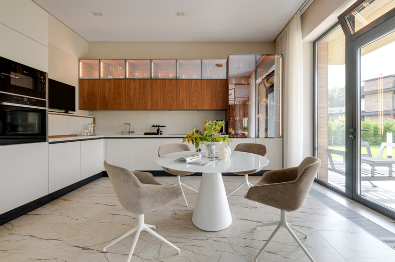 О чем часто забывают в оформлении кухни: 5 мнений дизайнеров