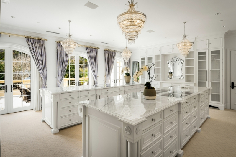 Новый дом Пэрис Хилтон: как живёт it-girl и светская львица