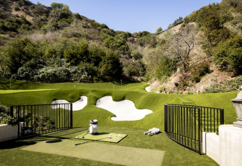 Новый дом Пэрис Хилтон: как живёт it-girl и светская львица