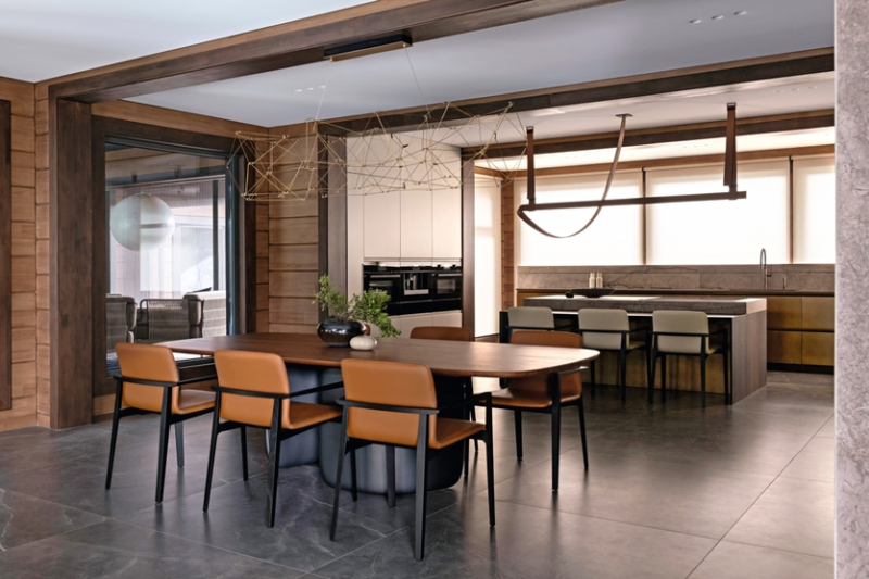 В единстве с природой: современный загородный дом для разных поколений семьи