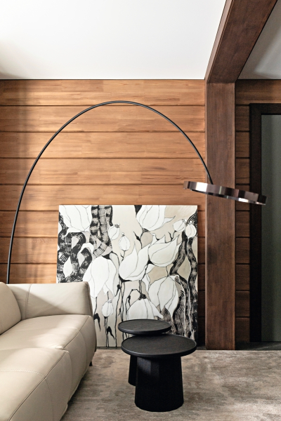 В единстве с природой: современный загородный дом для разных поколений семьи