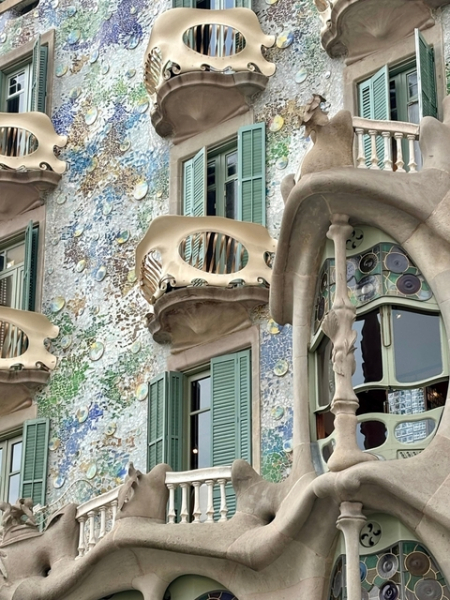 5 легендарных балконов, которые знает весь мир