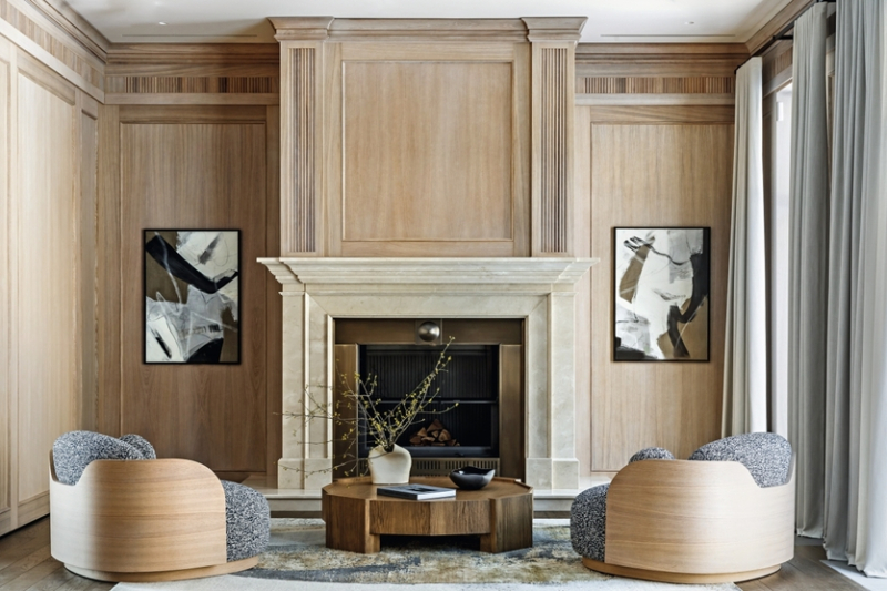 Для уединенного отдыха и приема близких: интерьер дома из бруса