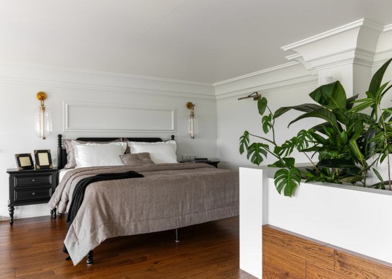 Из одноуровневого — в двухуровневый: уютный и функциональный интерьер пентхауса с азиатскими мотивами