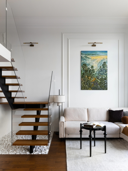 Из одноуровневого — в двухуровневый: уютный и функциональный интерьер пентхауса с азиатскими мотивами