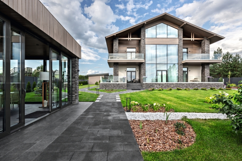 Сдержанная роскошь: дом для состоявшейся семейной пары