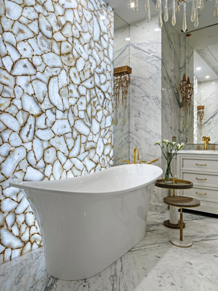 Уютная классика: квартира в Москве для семейной пары