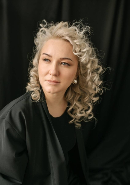 Какие гостиные хотят заказчики? 5 мнений дизайнеров