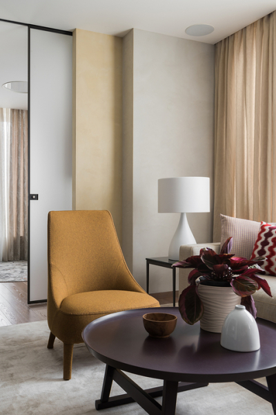 Какие гостиные хотят заказчики? 5 мнений дизайнеров