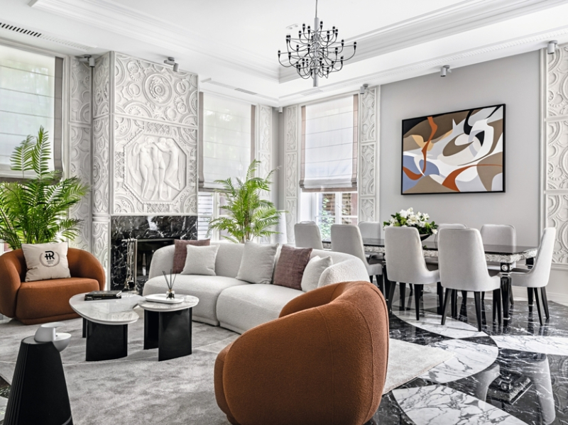 Тихая роскошь: преображение семейного особняка в окружении хвойного леса