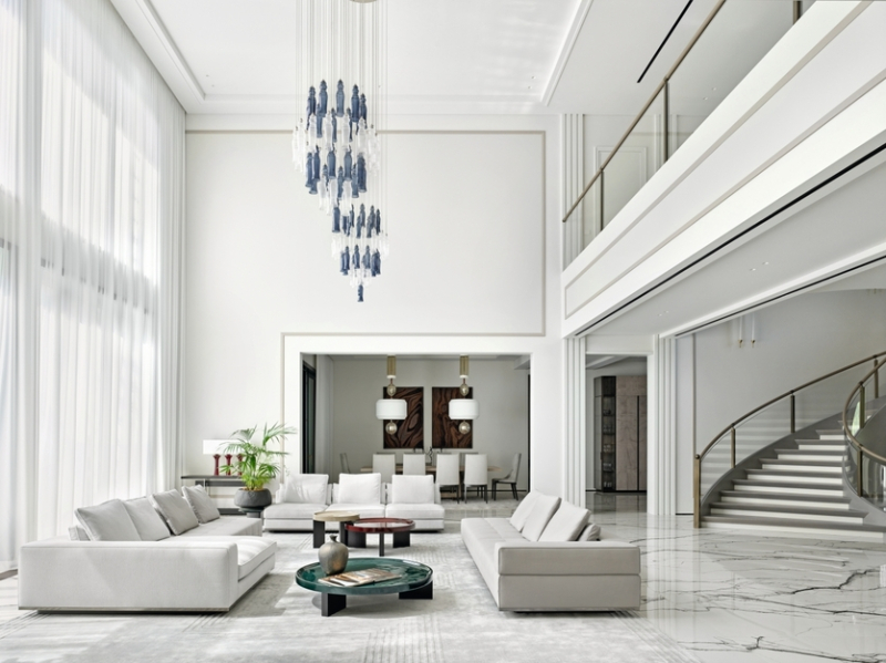 Интерьер с обложки: деревянный дом с необычной обстановкой