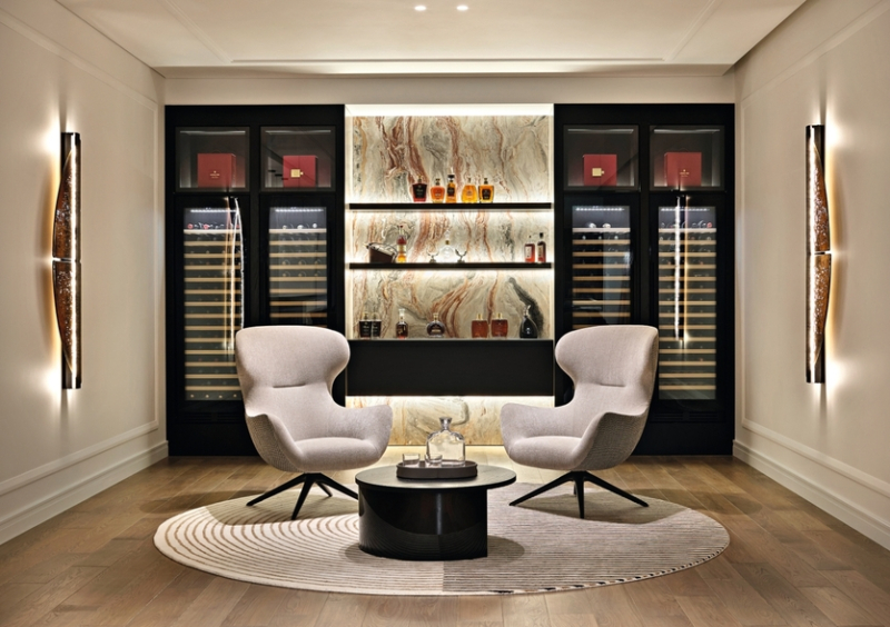 Интерьер с обложки: деревянный дом с необычной обстановкой