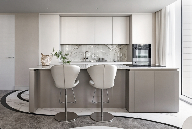 Прибрежный модерн: светлая семейная квартира в Дубае