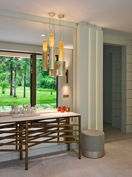 Светлый дом в гармонии с природой