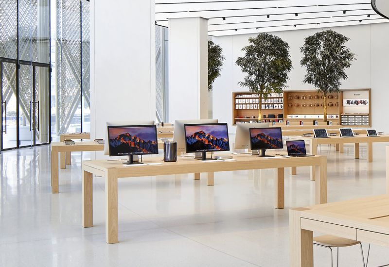 Акции азиатских партнёров Apple массово рухнули в цене после скачка цен на Mac и iPad
