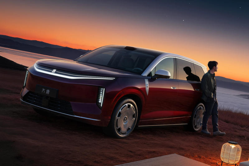 BYD выпустила флагманский электрический кроссовер за 500 — на него оформили 150 000 предзаказов