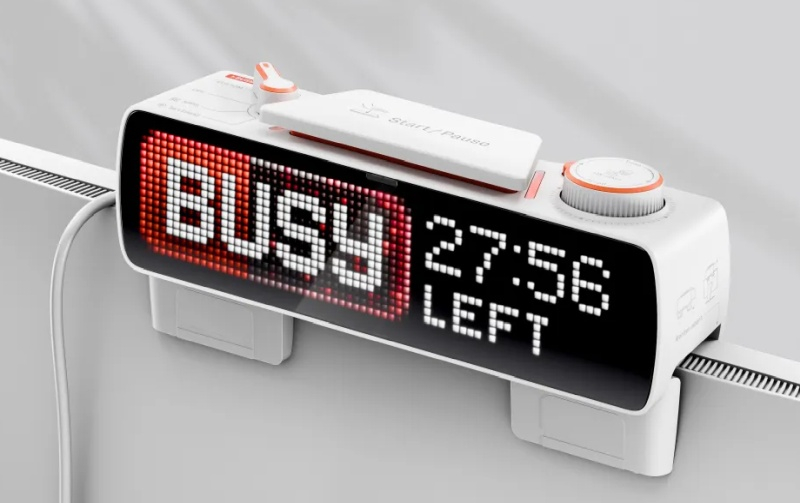 Flipper Devices представила Busy Bar — умное табло для повышения производительности за ПК