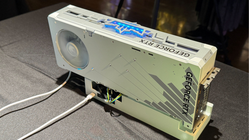 Galax показала концепт GeForce RTX 6090 Hall of Fame — четыре вентилятора и кристаллы Swarovski