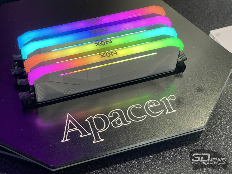 Репортаж со стенда Apacer на Computex 2026: память DDR5-9200, скоростные SSD с вентиляторами и не только