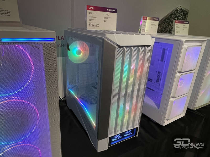 Репортаж со стенда 1stPlayer на Computex 2026: панорамные корпуса, СЖО и кулеры с экранами и компактные, но мощные блоки питания