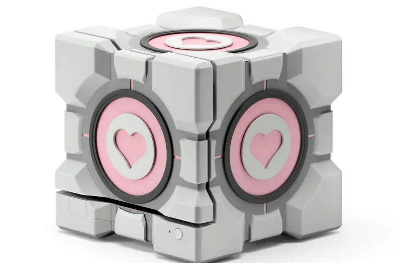 Valve запретила Dbrand выпускать комплект для превращения Steam Machine в Companion Cube из Portal