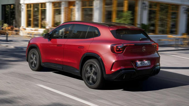 Mercedes-Benz представила новое поколение GLA — самое технологичное в истории серии и с запасом хода до 657 км у электрической версии