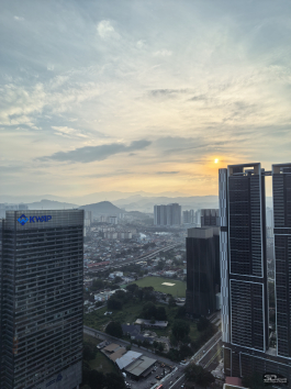 Обзор смартфона HUAWEI Pura 90s Pro Max: красота повсюду