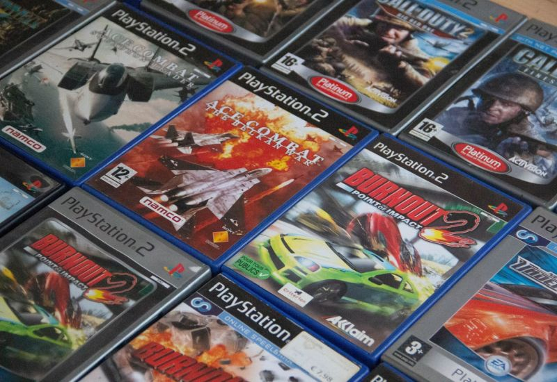 Sony грозит антимонопольное расследование из-за отказа от игр на дисках
