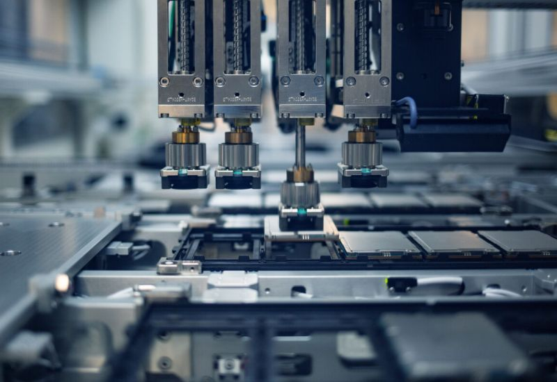 Tesla переманила ветерана Intel — он возглавит гигантский завод Terafab по выпуску чипов