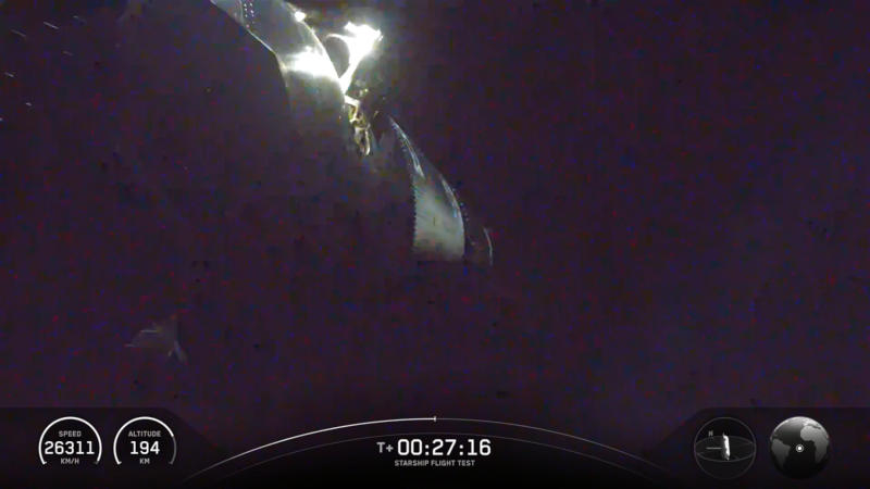 Тринадцатый испытательный полёт SpaceX Starship прошёл успешно, хотя и небезупречно