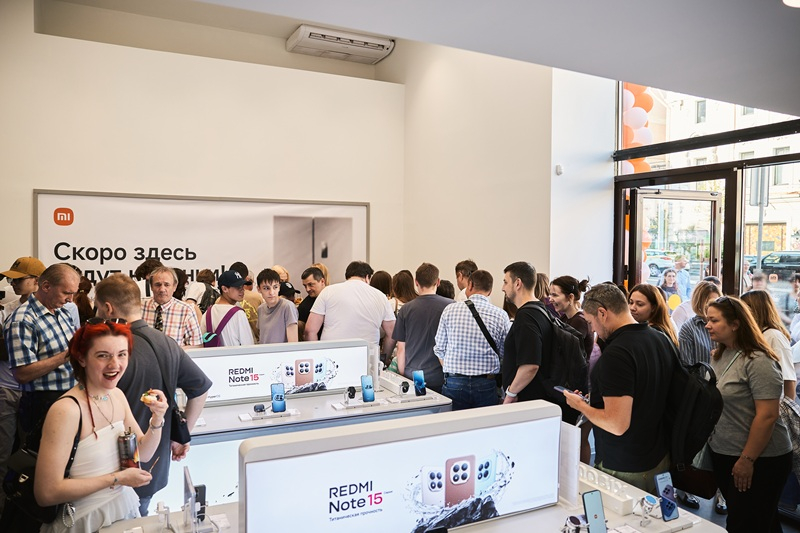 В центре Москвы открыли новый флагманский магазин Xiaomi Store