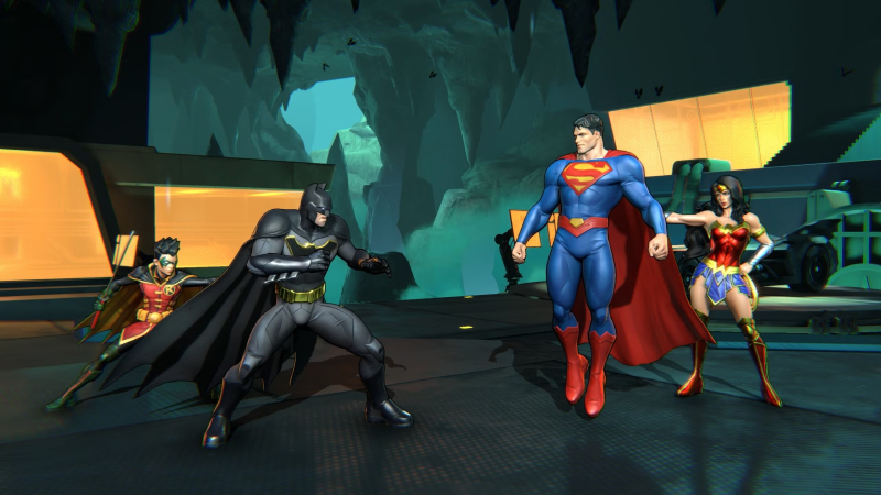 Warner Bros. Games вместо Injustice 3 анонсировала условно-бесплатный мобильный файтинг DCKO, и фанаты не рады