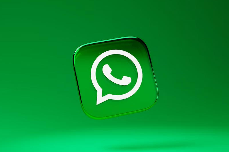 Meta✴ подключила ИИ к выявлению мошенников в WhatsApp
