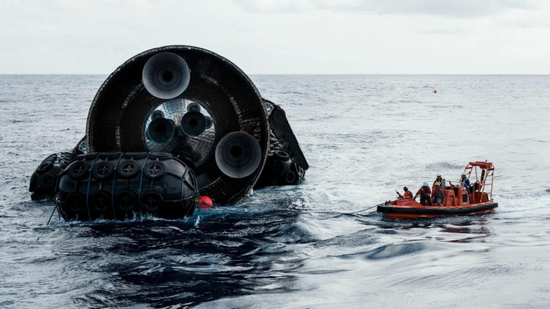 Уцелевший после приводнения в Индийском океане Starship добуксировали до Острова Рождества