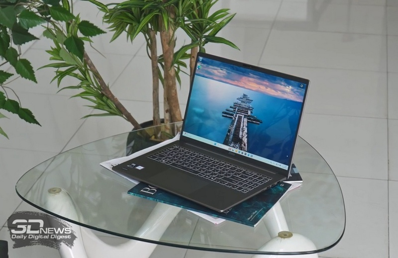Видеообзор MSI Modern 16S AI+: доступный ноутбук без лишних компромиссов