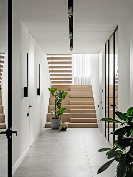 Дом дизайнера: стильный и уютный интерьер в Ленинградской области