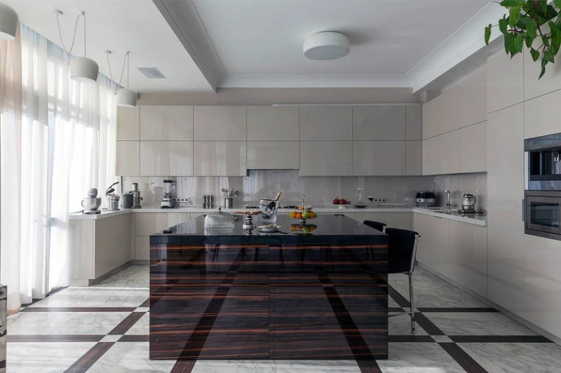 Модно, но некомфортно: 5 мнений дизайнеров о неудачных решениях для кухни