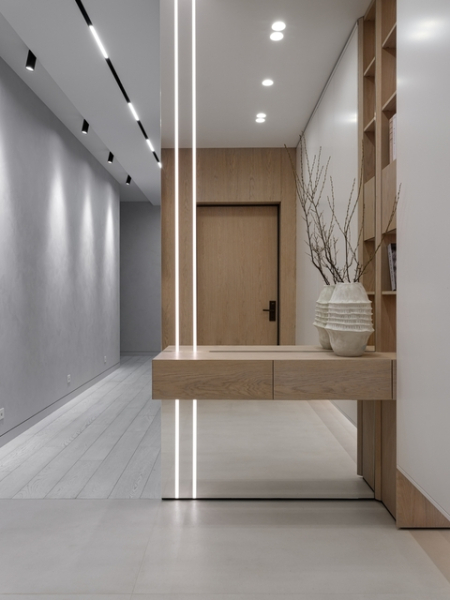 Современный минимализм с элементами графики: квартира в Москве